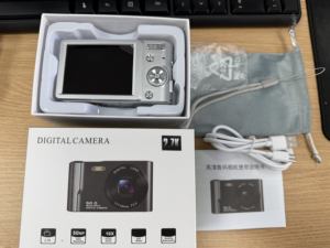 Cámara Digital con luz de relleno, cámara digital portátil para estudiantes de apuntar y disparar, <span class=keywords><strong>4K</strong></span> 50MP 16x Zoom Anti Shake AF Autofocus Camera - Product Image 2