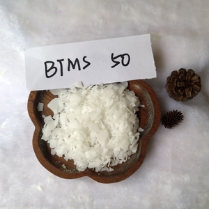 Metosulfato de Behentrimonio BTMS 50 Emulsionante CAS 81646-13-1 Sulfato de Metil Docosiltrimetilamonio Materiales Cosméticos - Product Image 1