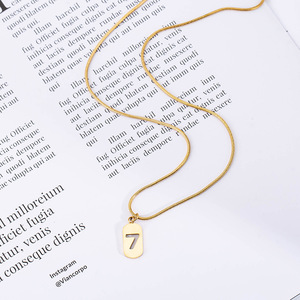 Collier avec pendentif numéro porte-bonheur 7 pour femme, chaîne de clavicule en acier inoxydable, cadeau pour elle, bijoux à la mode - Product Image 4
