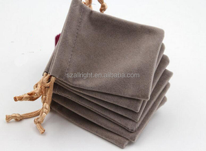 Sacs à cordon personnalisés en velours gris pour bijoux - Product Image 3