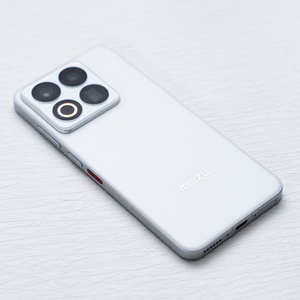 Mei Zu 22, Pantalla OLED de 6.3'' y 120Hz, Snapdragon 8s Gen 4 Octa Core, Batería de 5510mAh con Carga Rápida, Cámara Principal de 50MP, Smartphone 5G - Product Image 5