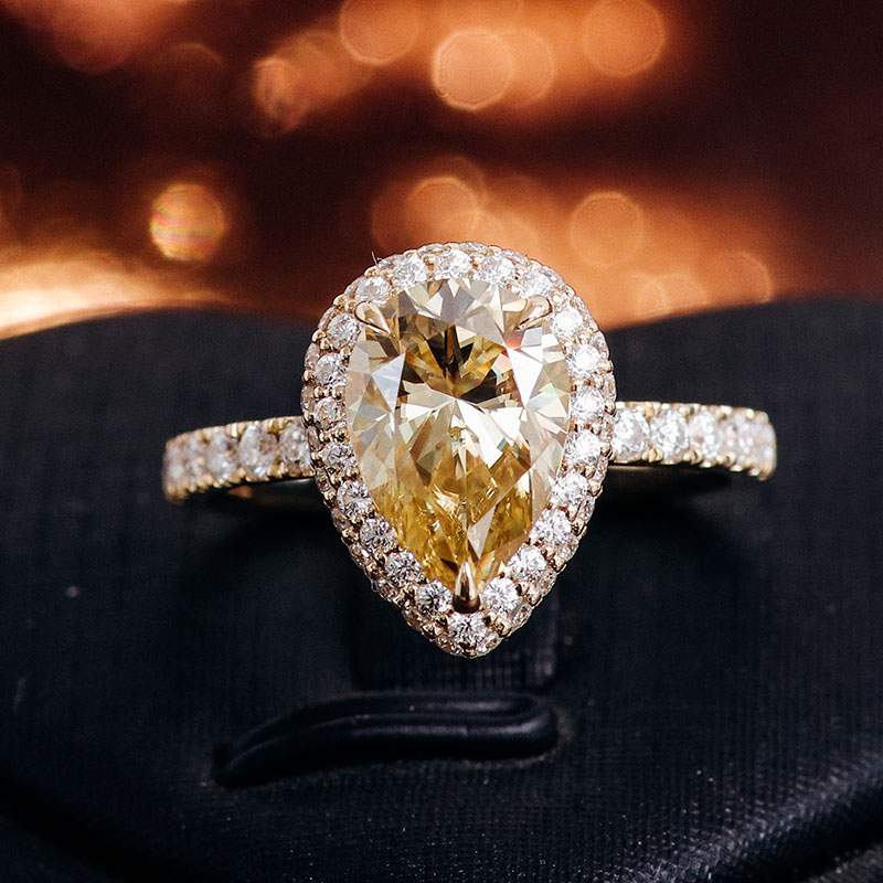 Bague moissanite en or massif 18 carats véritable