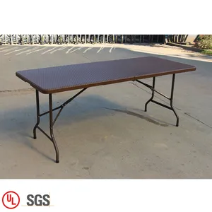 עיצוב קש מתקפל בחצי נצרים מסוג 6ft שולחן מתקפל מפלסטיק לגינה חיצונית שולחן מתקפל חום