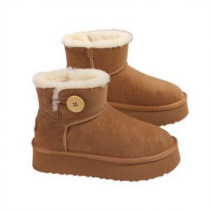 รองเท้าบูทหุ้มข้อผู้หญิง หนังแกะ ขนสัตว์ สำหรับฤดูหนาว พื้นหนา เพิ่มความสูง บุขนอุ่น น้ำหนักเบา กันลื่น - Product Image 4