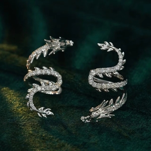 ซินฟลาย แฟชั่น ต่างหูทองคำแท้ 18K รูปทรงมังกร น้ำหนัก 0.42 กะรัต งานสั่งทำพิเศษ - Product Image 3