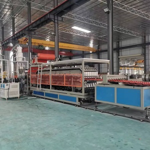 Extrudeuse espagnole de panneau de tuile de toit de 4 couches de PVC ASA faisant la ligne de production de machine de fabrication - Product Image 6