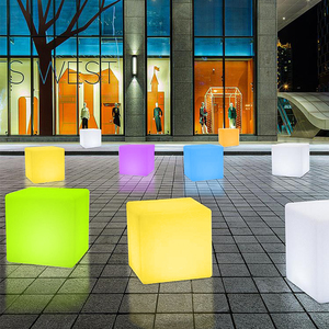 Cube lumineux LED 40 cm rechargeable, étanche IP68, en <span class=keywords><strong>plastique</strong></span> PE, <span class=keywords><strong>tabouret</strong></span> lumineux sans fil RGB pour <span class=keywords><strong>bar</strong></span>, événement, extérieur - Product Image 5