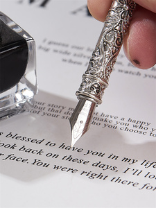 Set di Pennelli Calligrafici Vintage Antichi con Penna ad Immersione in Plastica, 5 Punte Intercambiabili, <span class=keywords><strong>Inchiostro</strong></span> e Incisione <span class=keywords><strong>per</strong></span> Scrittura e Disegno - Product Image 3