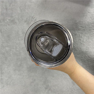USA USA 20oz 600ml <span class=keywords><strong>gobelet</strong></span> isolé sous vide à double paroi <span class=keywords><strong>avec</strong></span> <span class=keywords><strong>paille</strong></span> à couvercle <span class=keywords><strong>fermé</strong></span> pour les stocks de presse à chaud pour sublimation de teinture - Product Image 3