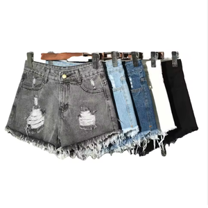 กางเกงยีนส์ขาสั้นผู้หญิงไซส์ใหญ่ ยืดได้ ระบายอากาศดี สไตล์วินเทจ ลายฮิตสำหรับฤดูร้อน เหมาะสำหรับสาวพลัสไซส์และผู้หญิงทั่วไป หลายแบบ - Product Image 1