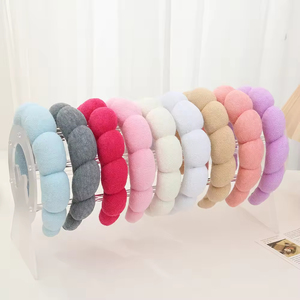 <span class=keywords><strong>Kit</strong></span> de lavage du visage comprenant un ensemble bandeau nuage et bracelet, un joli bandeau à nœud, un bandeau torsadé imprimé léopard fait main <span class=keywords><strong>pour</strong></span> femmes - Emballage personnalisé - Product Image 2