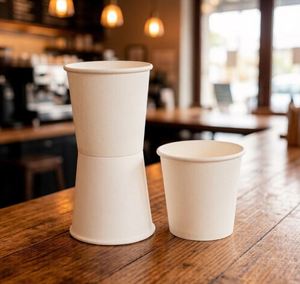 Gobelets en carton blancs personnalisés pour livraison de café, tasses à café avec logo personnalisé, gobelets en carton 500 ml avec couvercle pour emporter - Product Image 1