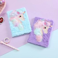 Carnet de voyage A5 à couverture rigide en cuir brodé licorne avec revêtement en peluche, reliure thermique, 80 feuilles, impression numérique couleur personnalisée