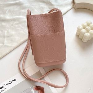 Sac bandoulière mini pour femme en cuir PU souple résistant à l'usure, style vintage avec chaînes, idéal pour la marche et le shopping - Product Image 2