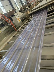 <span class=keywords><strong>แผ่น</strong></span>หลังคาไฟเบอร์กลาสลูกฟูกสีสันสด<span class=keywords><strong>ใส</strong></span> ทนความร้อน ป้องกันรังสียูวี ทนทาน ใช้สำหรับคลังสินค้า โปร่งแสง อายุการใช้งาน 5 ปีขึ้นไป <span class=keywords><strong>ราคา</strong></span>ประหยัด - Product Image 2