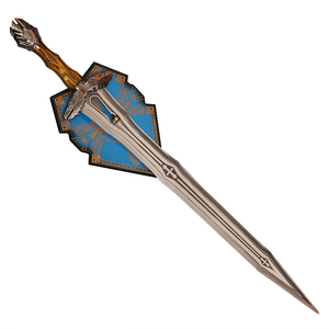 El Hobbit <span class=keywords><strong>La</strong></span> <span class=keywords><strong>Batalla</strong></span> <span class=keywords><strong>DE</strong></span> <span class=keywords><strong>LOS</strong></span> Cinco Ejércitos Placa <span class=keywords><strong>de</strong></span> Pared Libre Espada Escudo <span class=keywords><strong>de</strong></span> Roble Thorin 94cm - Product Image 1