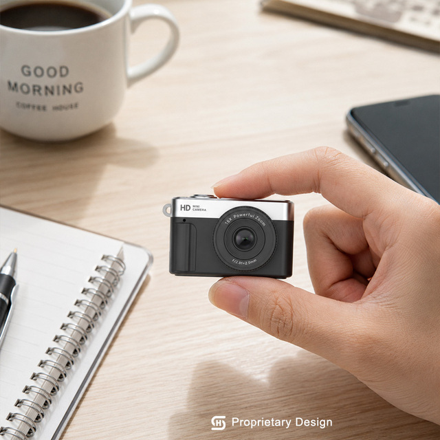 Pocket Mini Camera 1080P HD Video Recorder for Travel 16X Zoom IPS Screen Lightweight Small Digital Camcorder Outdoor Hobby