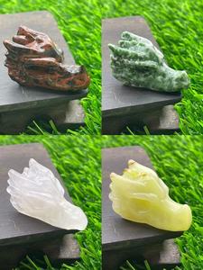 งานแกะสลักหินอเมทิสต์ธรรมชาติขนาด 1.5 นิ้ว ของขวัญคริสตัลรูปหัวมังกร - Product Image 2