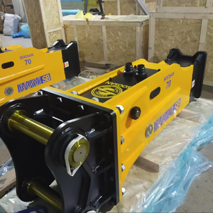 SB70 Box Type Hydraulic Breaker with Engine Bearing for 16-21 Ton Excavators 135mm Chisel Diameter 1500kg Weight 1 Year Warranty - Product Image 1
