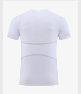 Vente en gros Élasthanne Workout Active Wear Respirant Ice Silk Quick Dry T-Shirt Plus Size Men Fitness Gym T Shirt pour l'été - Product Image 3