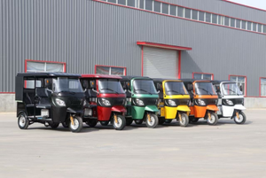 Moto à <span class=keywords><strong>essence</strong></span> fermée, coupe-vent et imperméable, peut être immatriculée, confortable pour les trajets quotidiens - Product Image 6