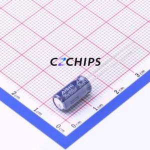 Condensateur électrolytique en aluminium ERJ1VM151E12OT à montage traversant, composant à montage traversant THT, D6.3xL12mm 150uF 20% 35V 2.5mm - Product Image 1