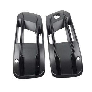 Encadrements de feux antibrouillard Audi Q7 2016-2019, caches de calandre de pare-chocs avant en ABS, garnitures d'admission d'air inférieures D165K - Product Image 1