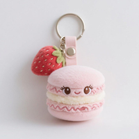 Porte-clés en peluche personnalisé, mignon, en forme de macarons fraises de dessin animé, pour sac à dos