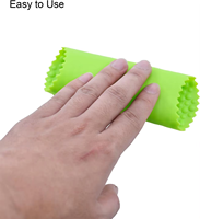 Silicone groentegereedschap met handmatige bediening, knoflookpeller, roller, houder, aluminium metaal voor huishoudelijk gebruik in de keuken