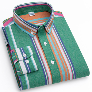 <span class=keywords><strong>Camicia</strong></span> Casual da <span class=keywords><strong>uomo</strong></span> autunno stile americano blu scuro <span class=keywords><strong>a</strong></span> maniche lunghe <span class=keywords><strong>a</strong></span> <span class=keywords><strong>righe</strong></span> bianche <span class=keywords><strong>a</strong></span> maniche lunghe realizzata in puro cotone tinta unita - Product Image 4