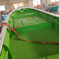 Bateau de pêche en fibre de verre personnalisable de style nouveau, petit bateau en FRP à fond plat et pont ouvert pour la pêche en rivière, le sauvetage et le tourisme