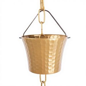 โซ่รับน้ำฝนโลหะเหล็กตีขึ้นรูปเคลือบผงสีทอง ทำด้วยมือ เป็นมิตรกับสิ่งแวดล้อม ทันสมัย สำหรับตกแต่งบ้านและสวน - Product Image 1