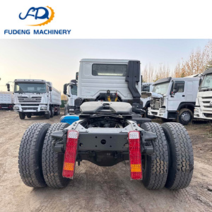 Camion tracteur <span class=keywords><strong>d</strong></span>'occasion Howo 4*2 à bas <span class=keywords><strong>prix</strong></span>, résistant aux crevaisons, conduite à gauche/droite, 371-400 CV, à vendre - Product Image 4