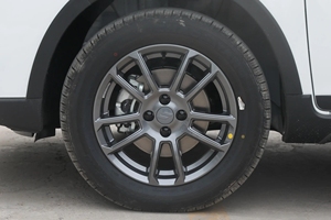 Livan X3 Pro Fuel SUV Budget-Friendly Low Maintenance Comfortable Urban Transport Efficient Practical City Car - Product Image 4