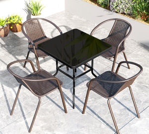 Ensemble de mobilier d'extérieur pour villa, parasol de patio moderne, résistant aux intempéries, adapté aux hôtels, table et <span class=keywords><strong>chaises</strong></span> en verre trempé noir - Product Image 1