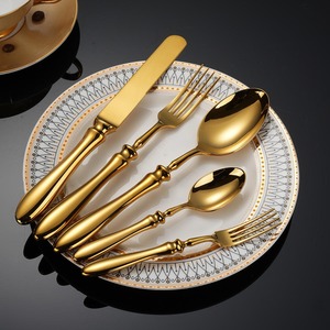 Chất lượng cao giả mạo xử lý Heavy Duty muỗng ngã ba phương Tây <span class=keywords><strong>Flatware</strong></span> <span class=keywords><strong>Set</strong></span> 304 thép không gỉ sang trọng thiết lập dao kéo cho đám cưới khách sạn - Product Image 2