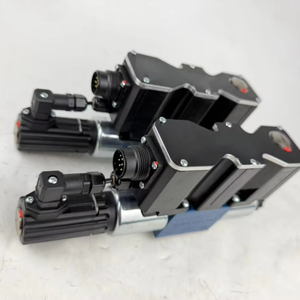 Válvula Direccional Serie 4WREE R900780867 4WREEM6E08J-2X/G24K34/B6V-735, Válvula Direccional R900780867 4WREE6E08-2X/G24K31/F1V - Product Image 2