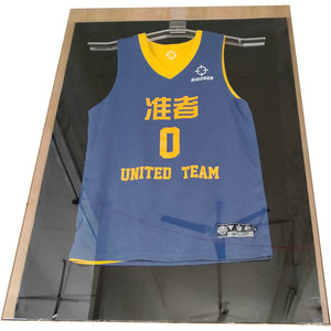 Espositore da Parete in Acrilico Personalizzato di Lusso per Magliette, per Negozi, Centri Commerciali, Esposizioni, Conservazione di Maglie e Vestiti - Product Image 5