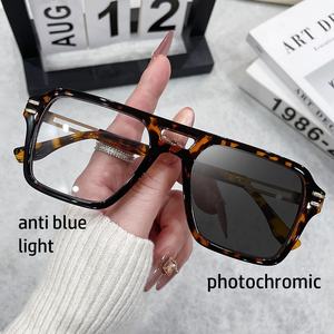 Gafas <span class=keywords><strong>de</strong></span> <span class=keywords><strong>Sol</strong></span> Fotocromáticas LIER PG042JK <span class=keywords><strong>de</strong></span> Diseño <span class=keywords><strong>de</strong></span> Moda Estilo Aviador Deportivo con Doble Puente Anti Luz Azul HD UV400 <span class=keywords><strong>para</strong></span> <span class=keywords><strong>Hombre</strong></span> - Product Image 2