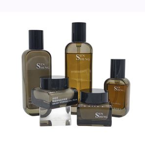 ครีมรักษาสิวสำหรับผิวหน้าและผิวกาย: ลดสิวและรอยแดงได้อย่างรวดเร็วสูตรอ่อนโยนสำหรับผิวแพ้ง่าย - Product Image 3