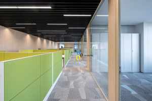 <span class=keywords><strong>Cloison</strong></span> de séparation de bureau <span class=keywords><strong>en</strong></span> verre et aluminium <span class=keywords><strong>amovible</strong></span> pleine <span class=keywords><strong>hauteur</strong></span> au design moderne pour salle de réunion - Product Image 6