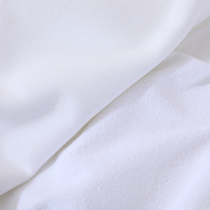 Tissu en molleton d'un côté et en coton éponge de l'autre, blanc, largeur 1,8 m, tissu éponge brossé effet suédé - Product Image 1