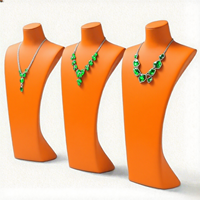 FADELI Présentoir de Luxe Personnalisé en Microfibre pour Bijoux, Vitrine de Magasin de Bijoux, Modèle de Buste Courbé pour Colliers, Taille 116