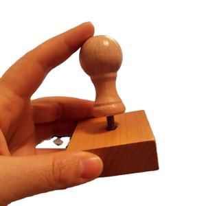 Timbro in Legno Massello Colore Naturale - Product Image 1