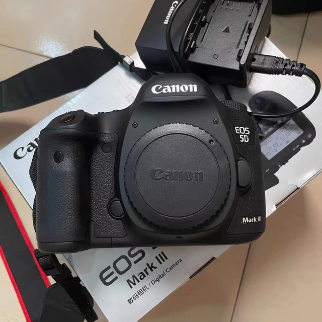 EOS 5D mark 3 Ca non DSLR Camera Wholesale Original Second Hand Used Digital Camera with battery and battery charger