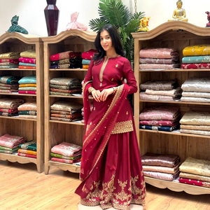 ชุดเซ็ตผ้าซาตินยืดได้ปักลายเบอร์กันดีสุดหรูสำหรับผู้หญิง เสื้อแขนยาวและกางเกงขายาวทรงปาลาซโซ พร้อมผ้าคลุมไหล่ ชุดสำหรับงานเทศกาลสไตล์อินเดีย - Product Image 1