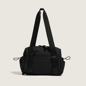 I-0661 Wholesale Modern Custom Logo Women <b>Men</b> Large Gym Tote <b>Bag</b> Outdoor Nylon Shoulder <b>Bag</b> Gym <b>Bag</b> - Product Image 5