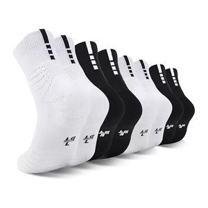 OEM Customized Unisex Thick Towel Bottom Breathable Moisture Wicking Knitted Cycling Sports <b>Socks</b> High Quality - Product Image 1