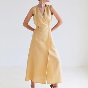 ชุดเดรสผ้าลินิน 100% แขนกุด คอวี เอวสูง ความยาวปานกลางสำหรับผู้หญิง - Product Image 1