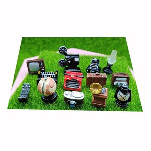 100 figurines miniatures d'appareils électroménagers anciens, mignonnes, accessoires photo (téléviseur, téléphone), bagages, grammophone, ornements pour jouets d'enfants, fournisseur - Product Image 2